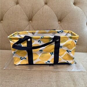 NWT Thirty-One Tiny Utility Tote Lemon Print Main Squeeze